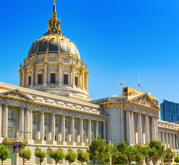 San Francisco City Hall on a sunny day against a blue sky. The keyword for this blog post is drupal for government.