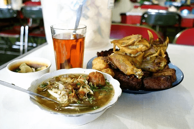 Bercuti di Yogyakarta: 5 Makanan Paling Popular di Yogyakarta 10 Soto Kadipiro