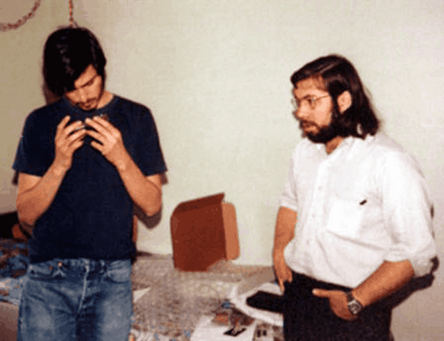 1976: Building "Blue Boxes" 1976: Building "Blue Boxes"