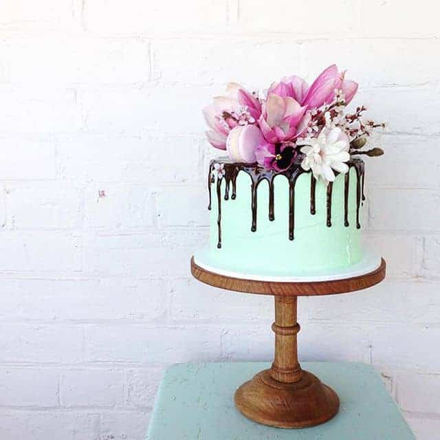 Beautiful Floral Cakes Pretty Birthday Cake Ideas .chocolate birthday cake, heart shaped birthday cake with rose with name edited, write your name on beautiful and meaningful online birthday cake from the usual wishes are not special enough, writing the name of the lover on this birthday cake to bring them joy and happiness from the most loved ones. beautiful floral cakes pretty