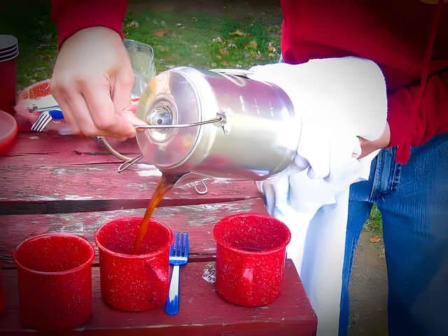 Welk camping koffiezetapparaat? 10 x koffie zetten op de camping KOKEN OP DE CAMPING Welk camping koffiezetapparaat? 10 x koffie zetten op de camping