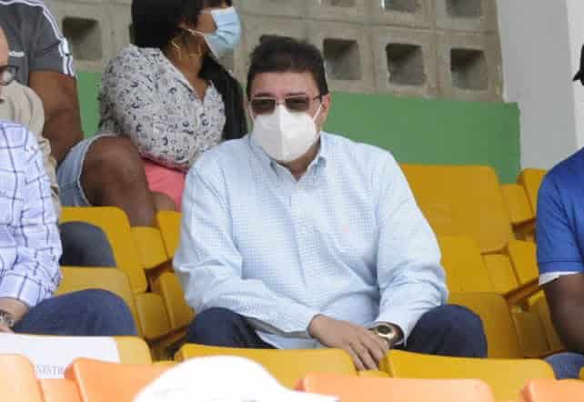 Ministro de Deportes.