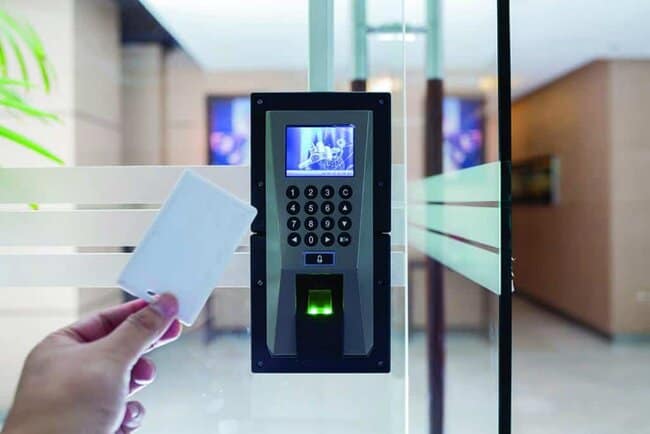 electronic door lock with rfid tracking