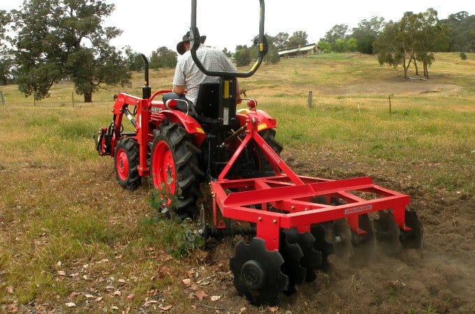Kubota L1801DT 20hp 4WD with AGMAX disc harrows.