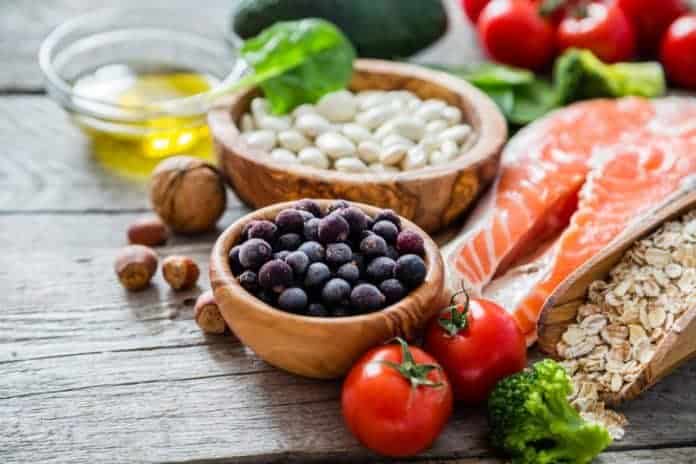 Eat Oats to Lower your Cholesterol Eat Oats to Lower your Cholesterol