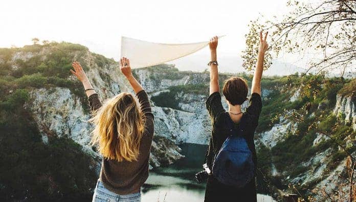 SML - 5 Reasons Why You Should Travel With Your Best Friend Finding a good travel partner can be tough, you don't know if you're going to get along or if you'll like the same things. So travel with your best friend!