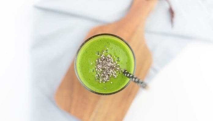 SML - Healthy Summer Green Smoothie Recipe Green smoothies are great any time of year, but this summer green smoothie recipe just screams tropical goodness! Plus it's a super healthy smoothie too!