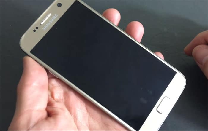 How to fix Samsung Galaxy S7 black screen of death with ...