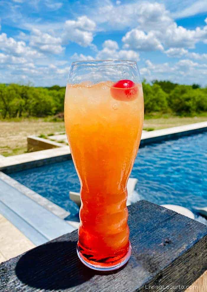 Pineapple Upside Down Cake Drink Pineapple Upside Down Cake Drink - Easy Cocktail Recipe