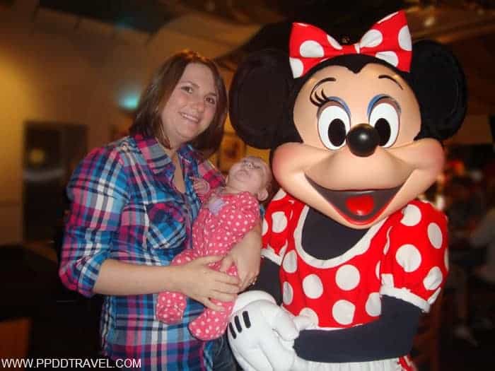 her first picture with Minnie!