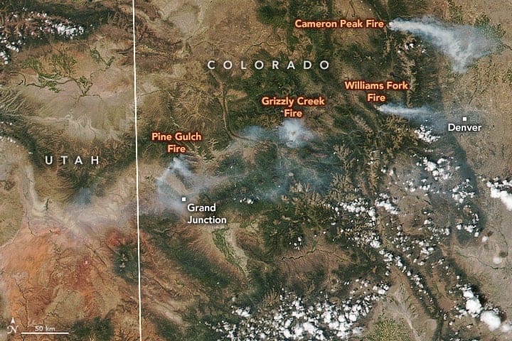 Natural color images from the NOAA-NASA Suomi NPP satellite of fires burning in Colorado. Image: NASA, August 15, 2020, public domain.