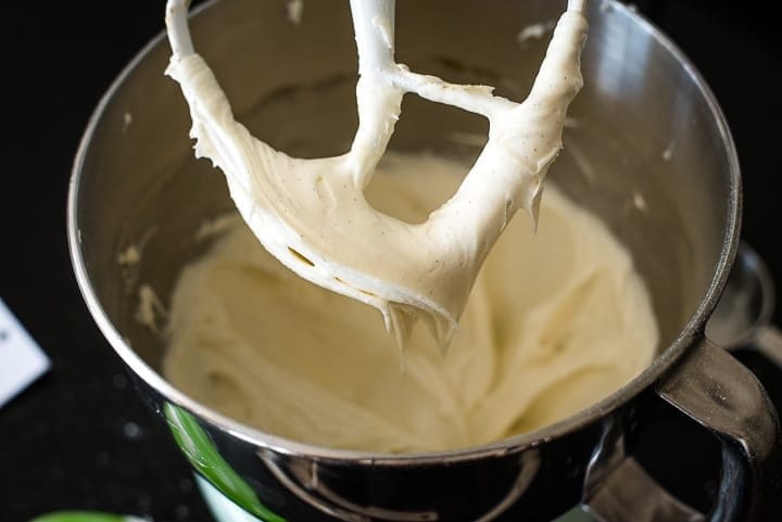 Vanilla cream cheese frosting with vanilla bean flecks.