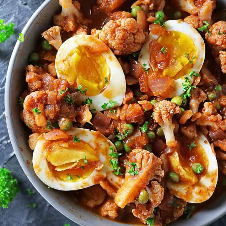 Easy Raspberry Chipotle Cauliflower Curry With Boiled Eggs