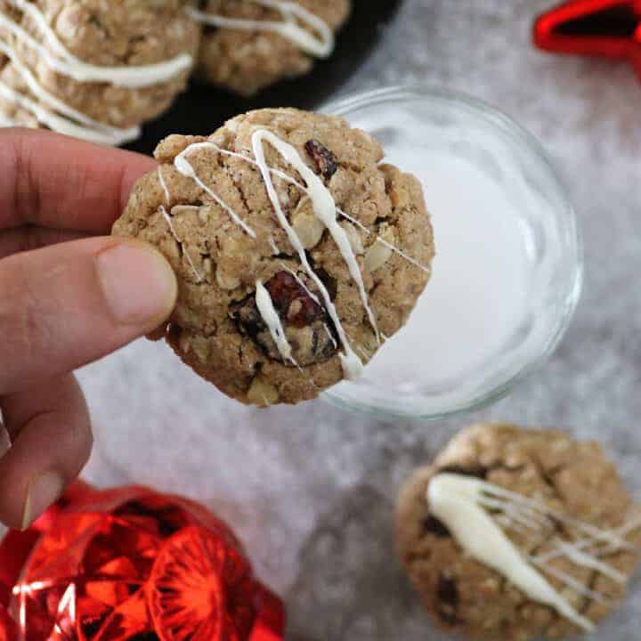 Easy Oatmeal Cranberry Cookies