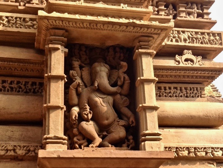 Liebe zum Detail: Ganesh-Figur in Khajuraho