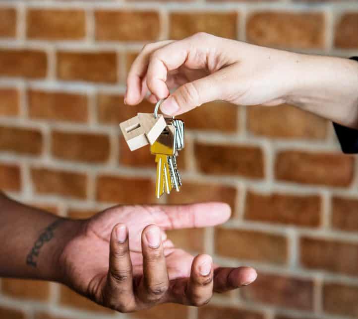Property Growth Square Handing over keys to a house