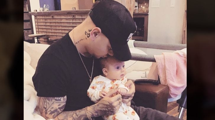 Kane Brown Shares New Photo Cuddling Up To Baby Kingsley ...