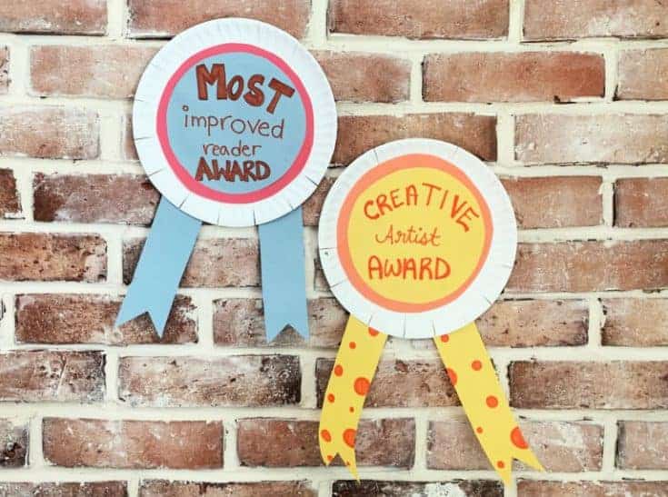 How to Make a Paper Plate Award