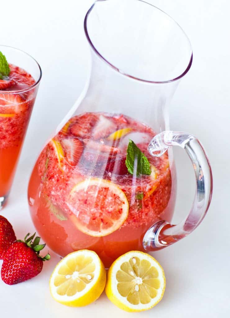 Sparkling Strawberry Lemonade Tatyanas Everyday Food But what else does this drink contain? sparkling strawberry lemonade
