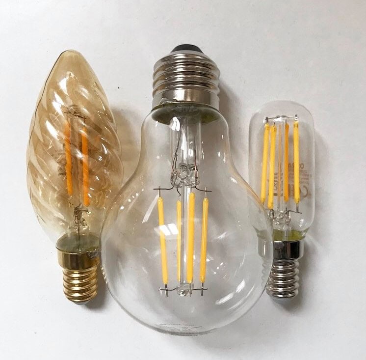 3 LED light bulbs