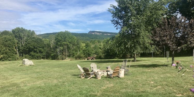The view of skytower on mohonk mountain from the backyard of mountain meadow b&b