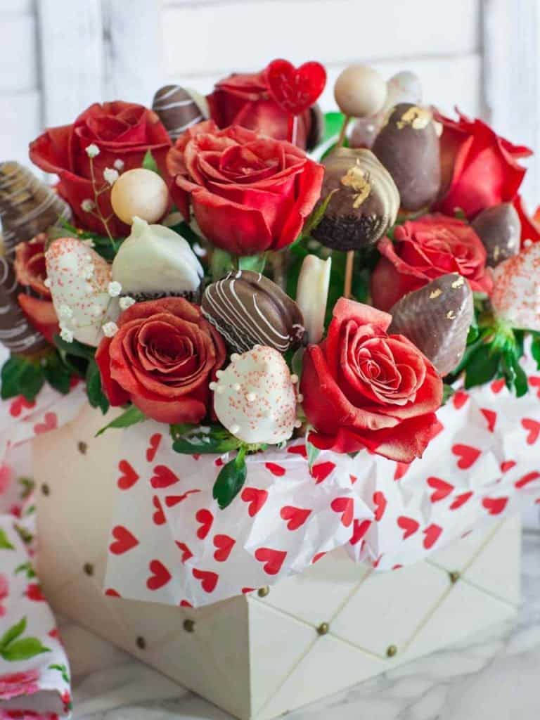 mothers day flowers and chocolate covered strawberries
