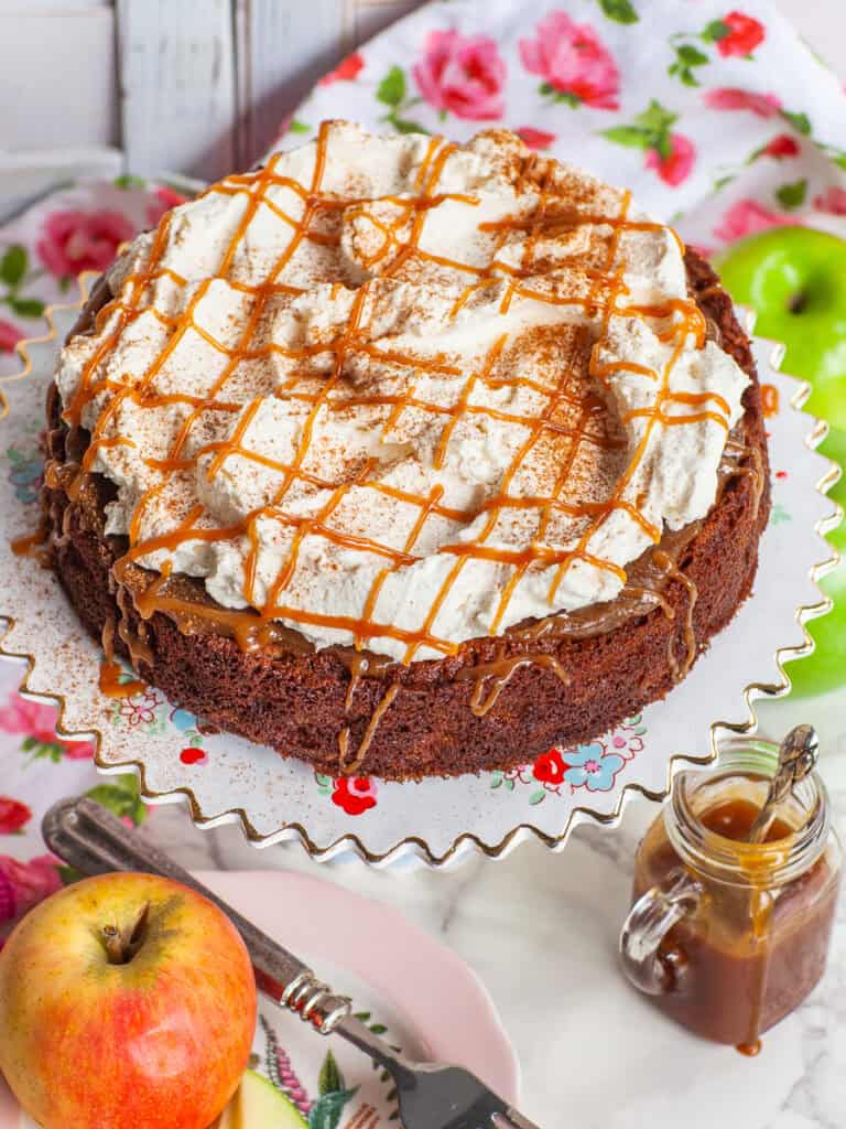 Easy Caramel Apple Cake Recipe (video) Tatyanas Everyday Food