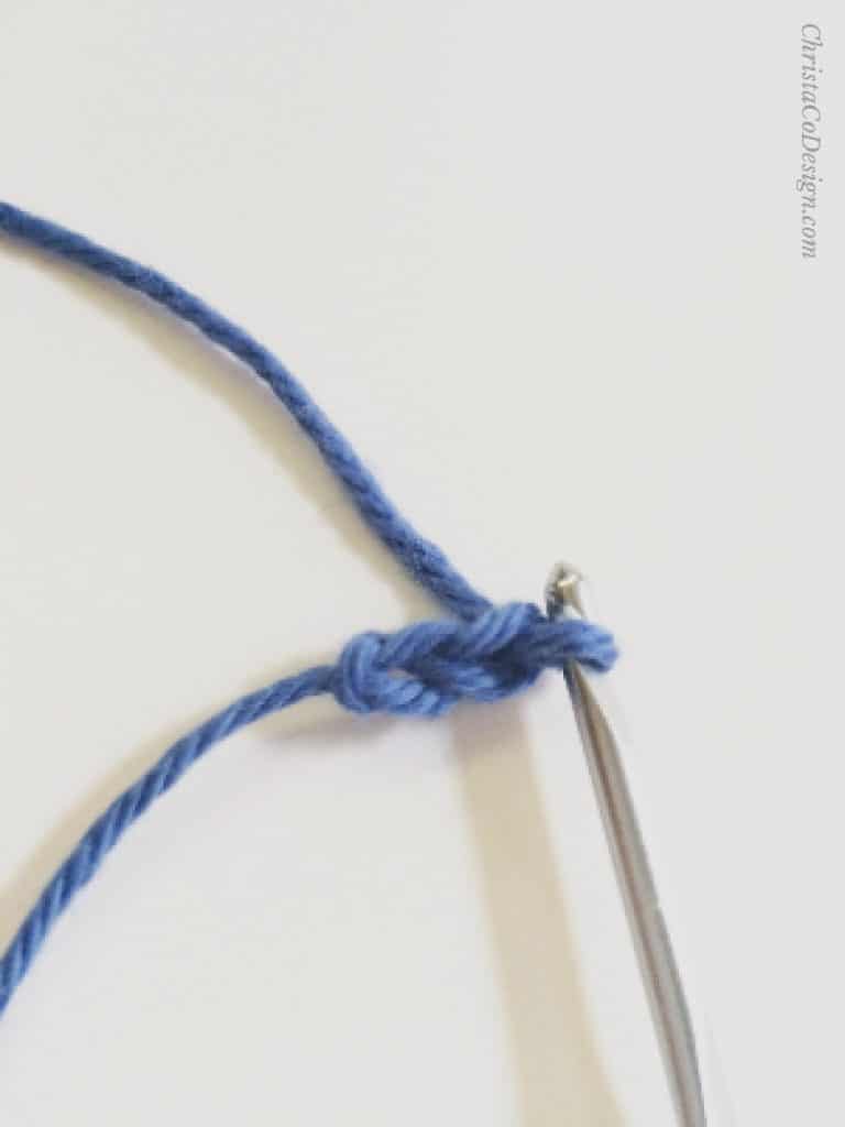 picture of two chains on crochet hook learn how to crochet