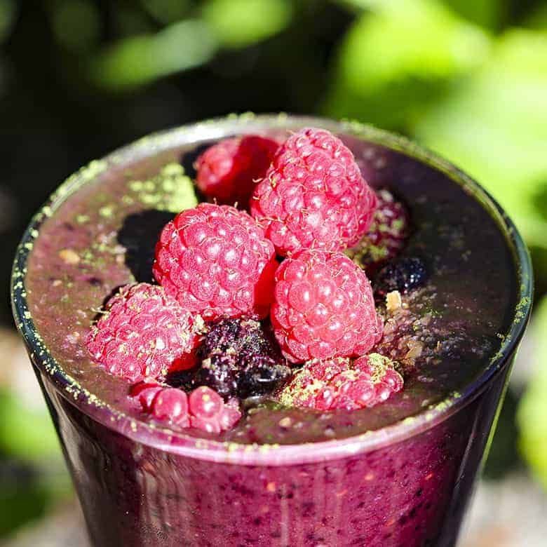 Moringa superfood smoothie with maca, flax and tahini