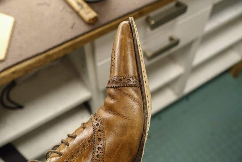 No risk to the midsole needs to be replaced, however, apparently is a great deal left of it, and even toe fared.