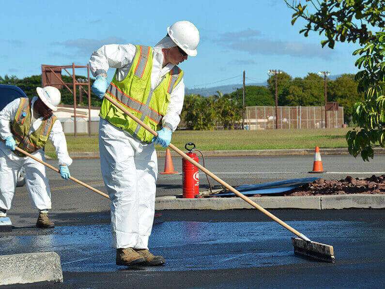Finding and Hiring a Driveway Sealcoating Contractor