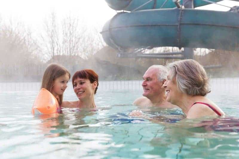 Beheizte Anlage im außenbereich kann man auch im Winter benutzen Beheizte Anlage im außenbereich kann man auch im Winter benutzen