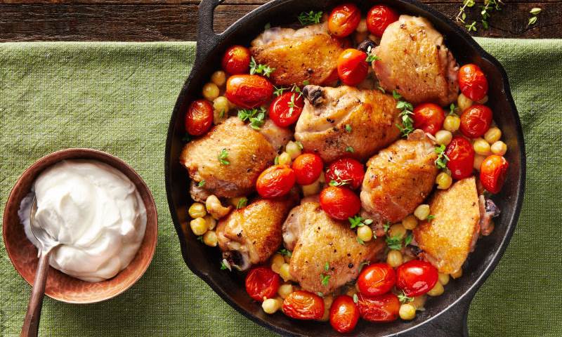 Crispy chicken thighs & smoky chick peas