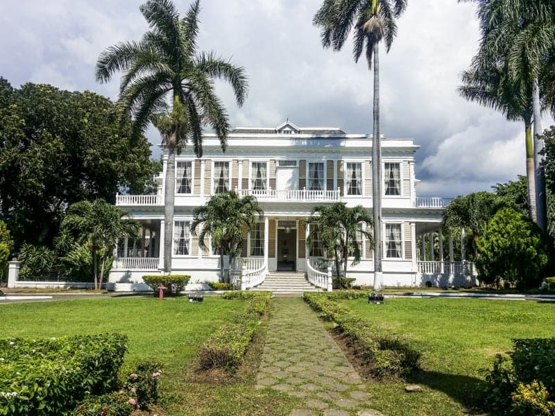 Top Attractions and Best Things to Do in Kingston, Jamaica Top Attractions and Best Things to Do in Kingston, Jamaica