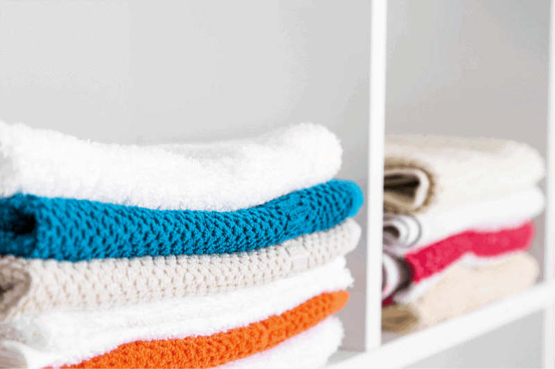Organizing Linen Closets Day 24 Housewife How Tos