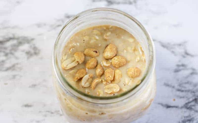 ingredients for peanut butter overnight oats before putting in the refrigerator