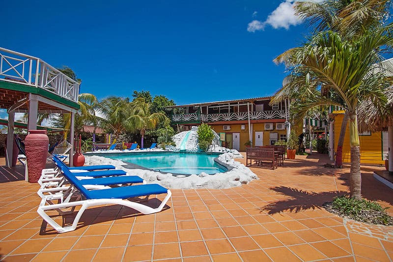 Hotelpool auf Curacao Hotelpool auf Curacao
