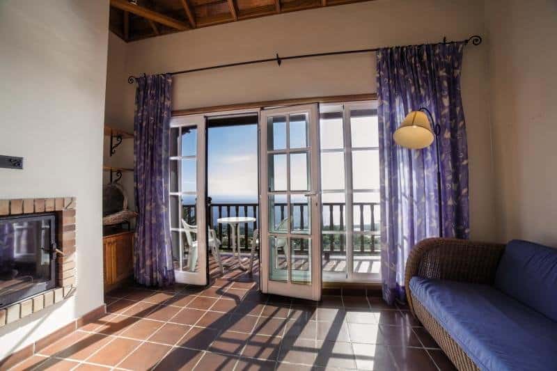 zimmer mit Balkon