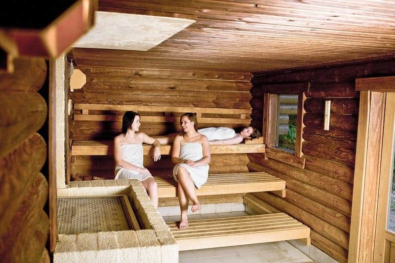 In der Sauna findet Ihr Erholung , wer ein VIP Ferienhaus bucht hat natürlich freien Zugang zur Sauna In der Sauna findet Ihr Erholung , wer ein VIP Ferienhaus bucht hat natürlich freien Zugang zur Sauna