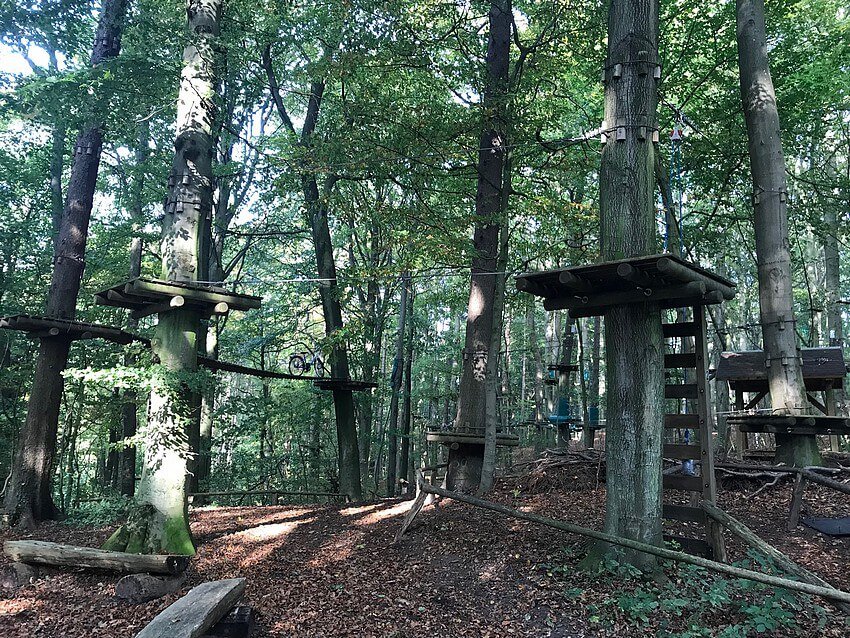 Platforms in airy heights