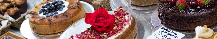 Free-Free cakes