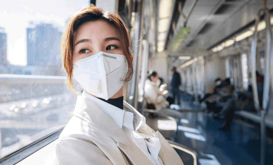 材料作文 新冠疫情下的新常态