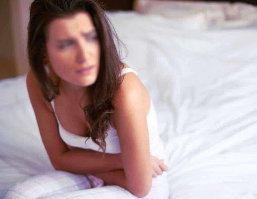 Un peĢnis trop gros peut faire mal aĢ une femme si le mec s'en sert mal