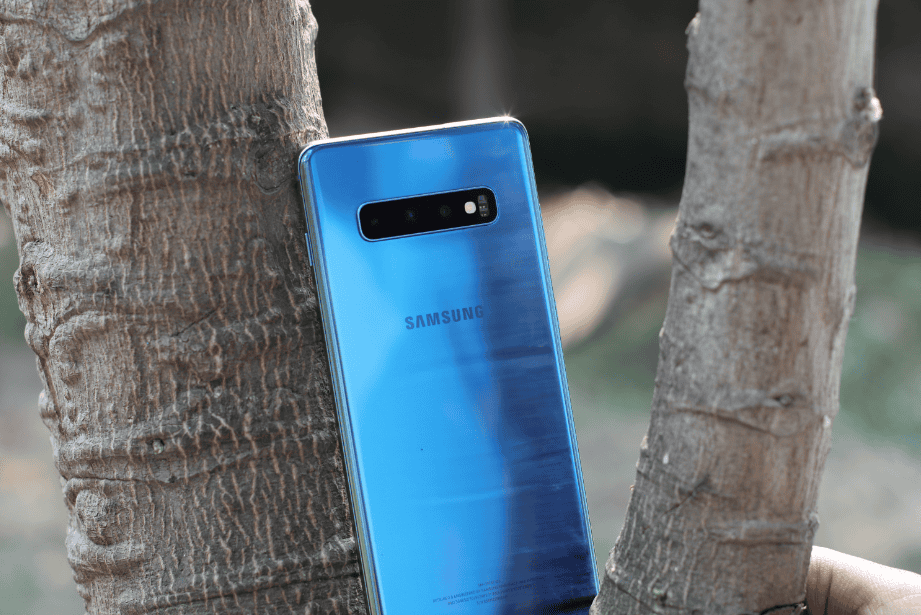 Samsung Galaxy S10 Plus Design