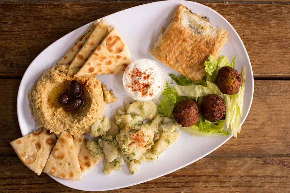 Jordan interesting facts: You can refuse a meal a few times before accepting