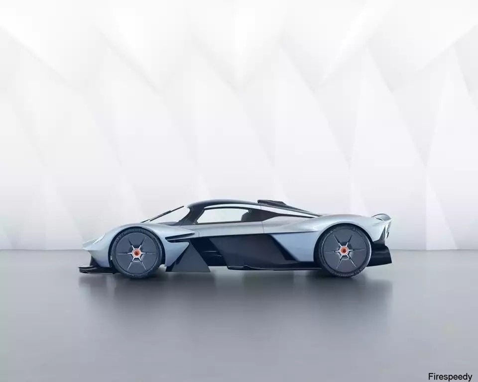 Aston Martin Valkyrie | Speed, Price, Performance, Specifications (2020)