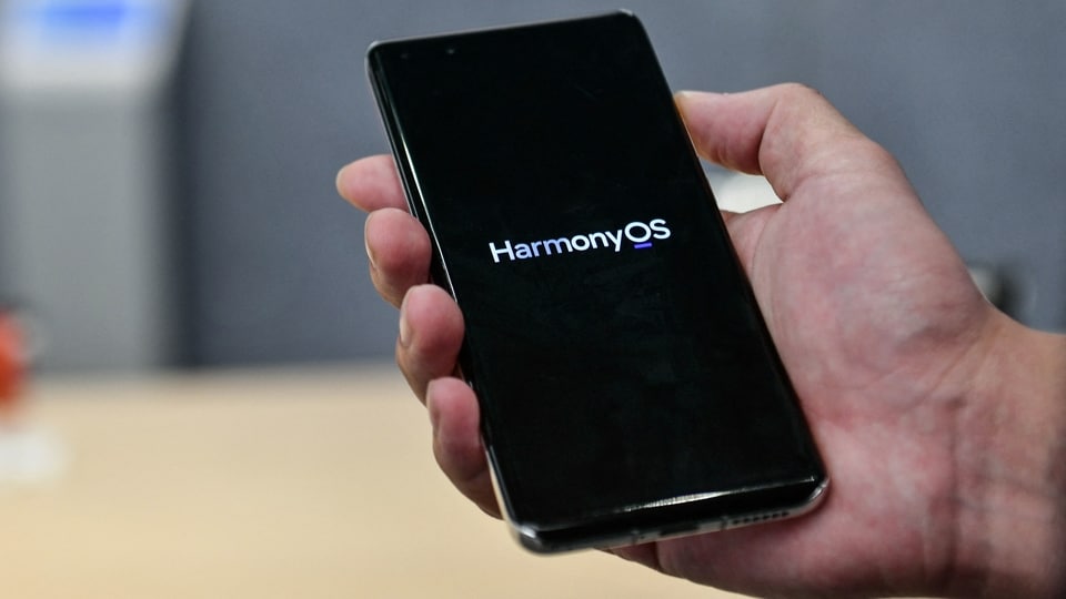 Huawei lanza su propio sistema operativo para enfrentar sanciones de EEUU