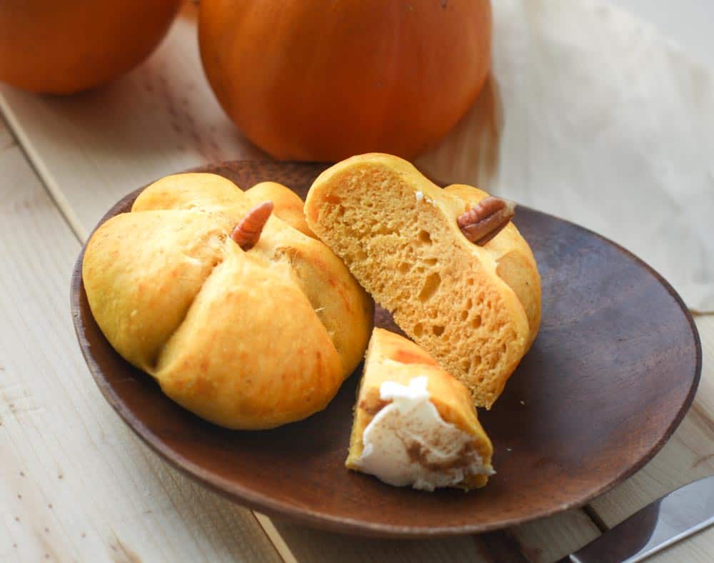 Pumpkin Bread Rolls