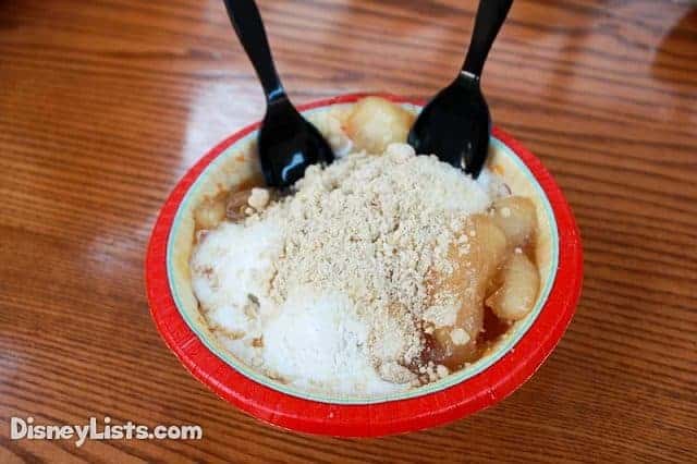 Apple Crisp a la Mode from Hollywood Scoops at Disney's Hollywood Studios