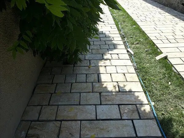 Sečeni kamen Dobanovci Sečeni kamen Dobanovci